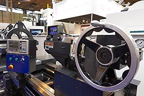 Tuscan Manual Lathes 4 tailstock
